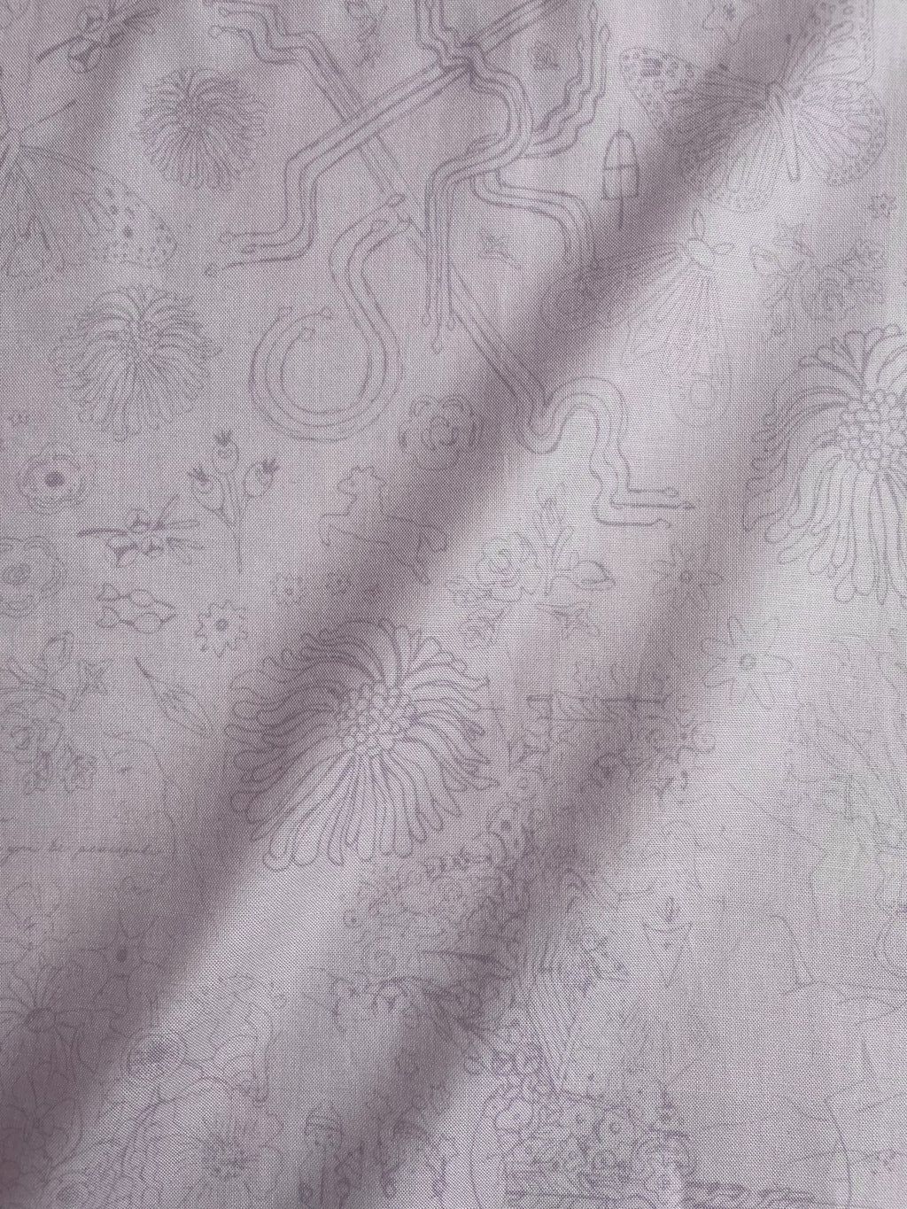 Chrysanthemum Yardage - Sketch in Whisper