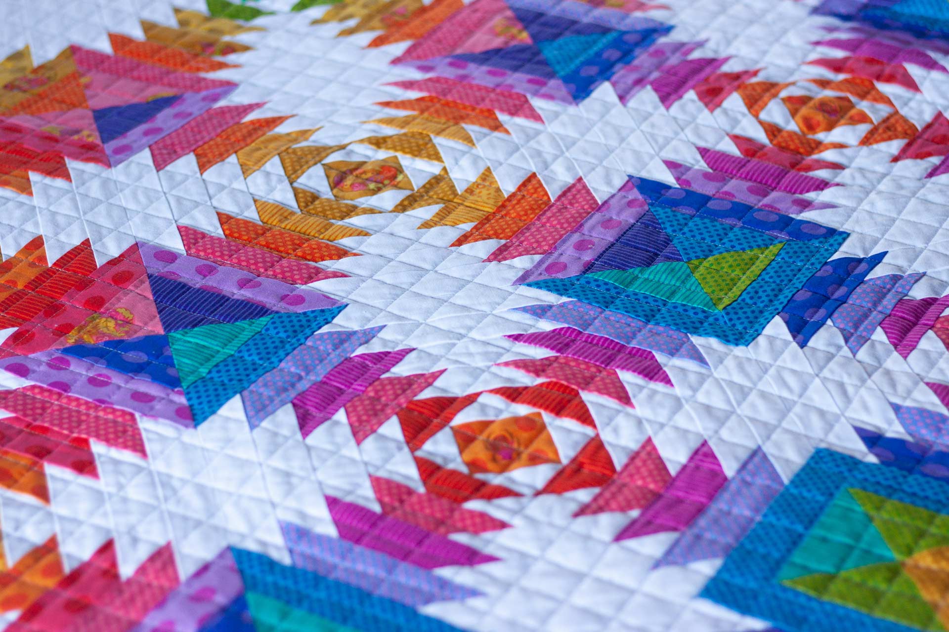 pineapple bullseye quilt in ellipse