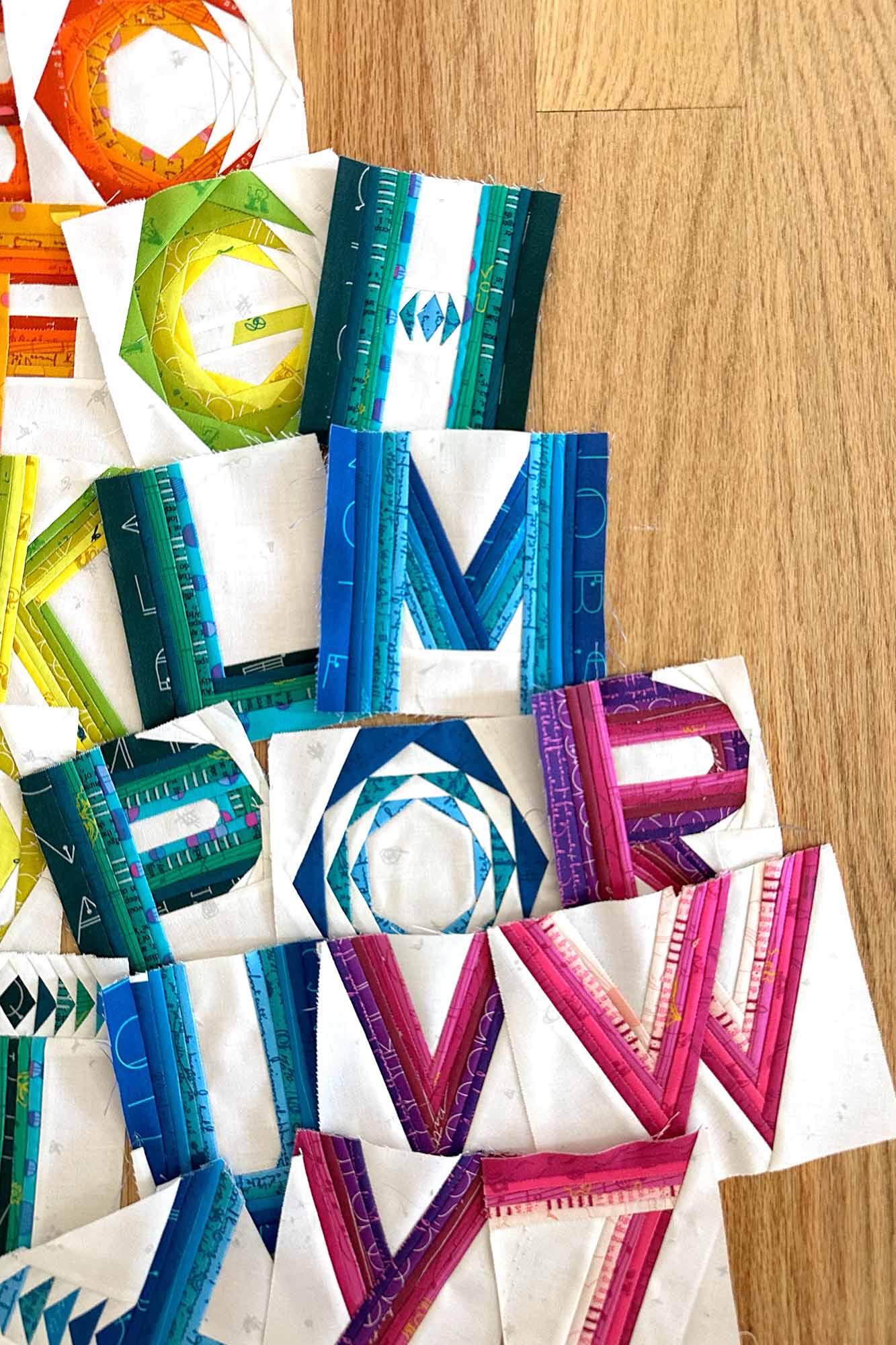 mini alphabet quilt pattern by giucy giuce and alison glass
